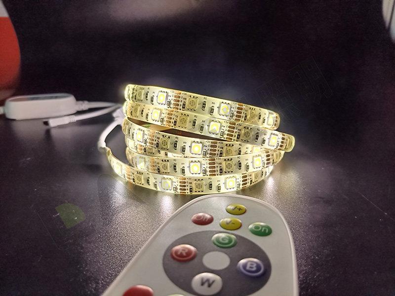 USB RGBW 2m music strip light05